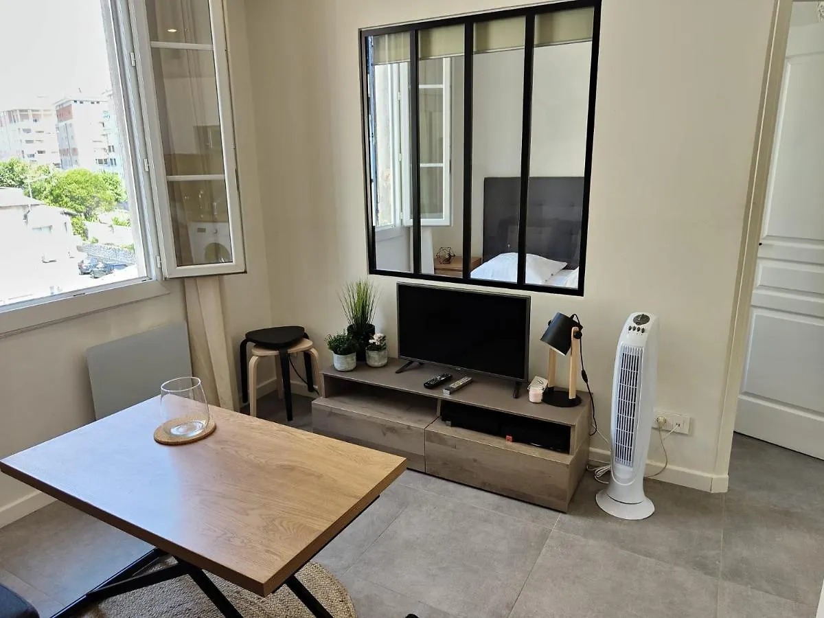 Super Appartement: Proche De La Mer A Golfe Juan Vallauris Apartmán